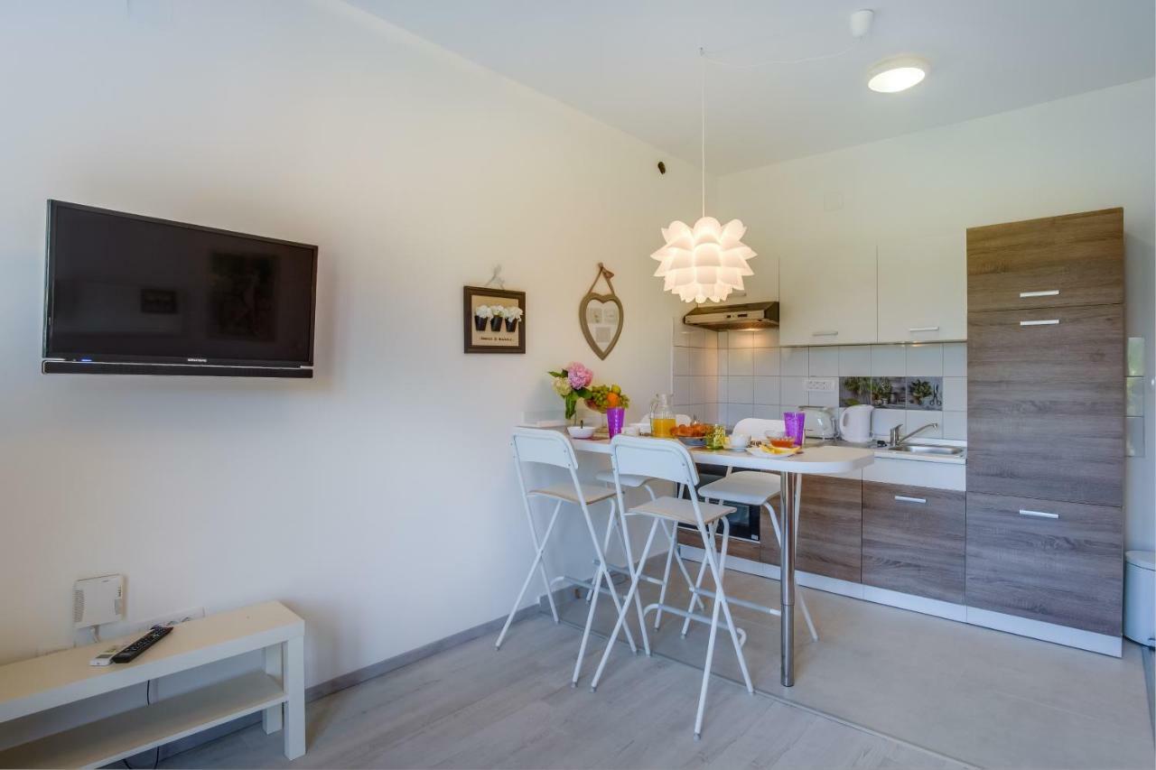 Cuore Di Milka Apartments Veli Losinj Exterior photo