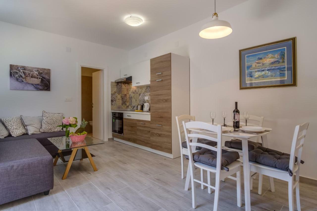 Cuore Di Milka Apartments Veli Losinj Exterior photo